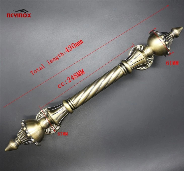 Firm And Elegant Classic Golden Door Handle