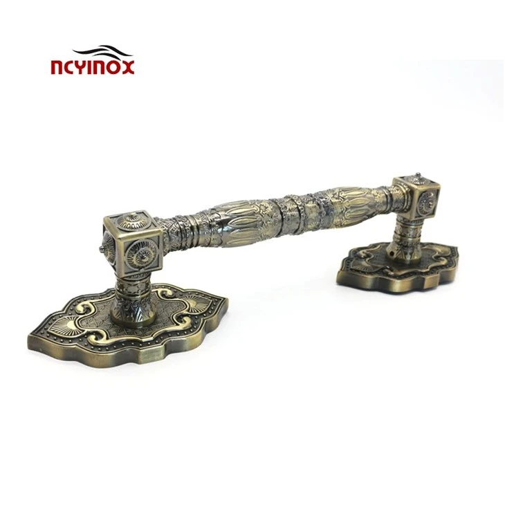 Firm And Exquisite Classical Golden Door Handle