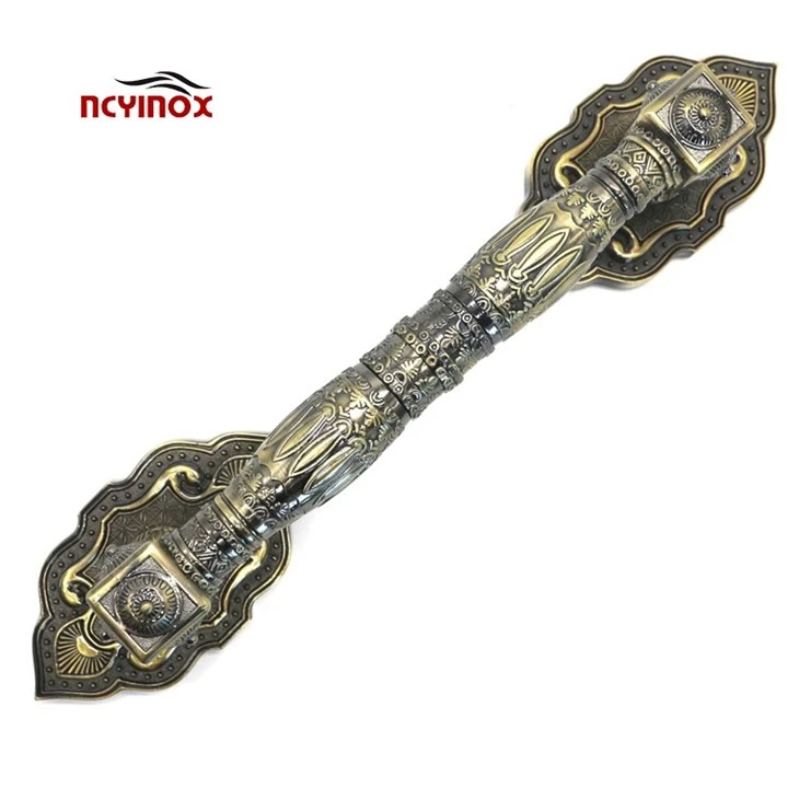 Firm And Exquisite Classical Golden Door Handle